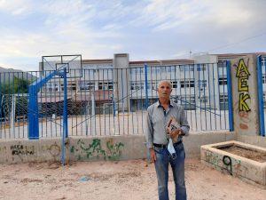 vandalismoi-sto-gymnasio-n-makris-diavaste-ti-dilose-o-kathigitis-tou-gymnasiou-pasxalis-poylos-ston-fako-tou-sowhat