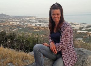 ierapetra-afti-einai-i-48xroni-gynaika-pou-dolofonithike-apo-ton-syzygo-tis