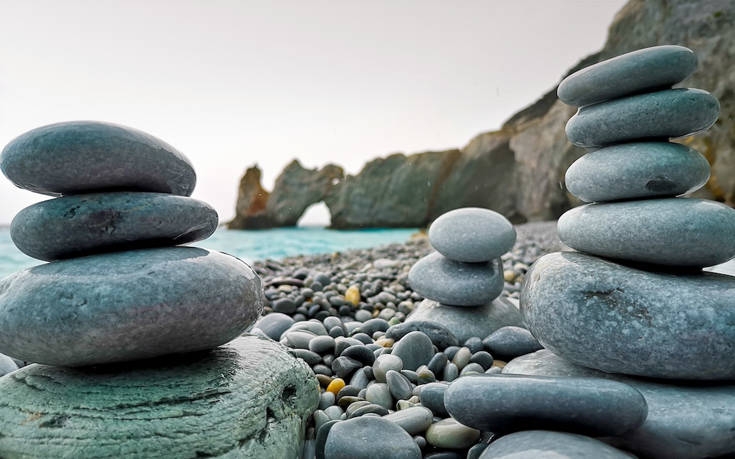 spasmena-votsala-eimaste-se-mia-paralia-pos-na-vreis-to-kommati-pou-sou-leipei-tou-argyri-kostaki