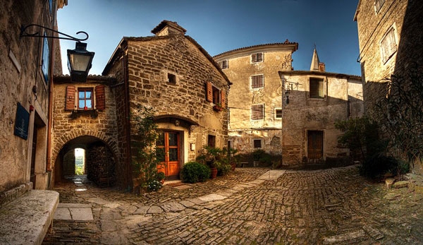 groznjan-to-asximo-xorio