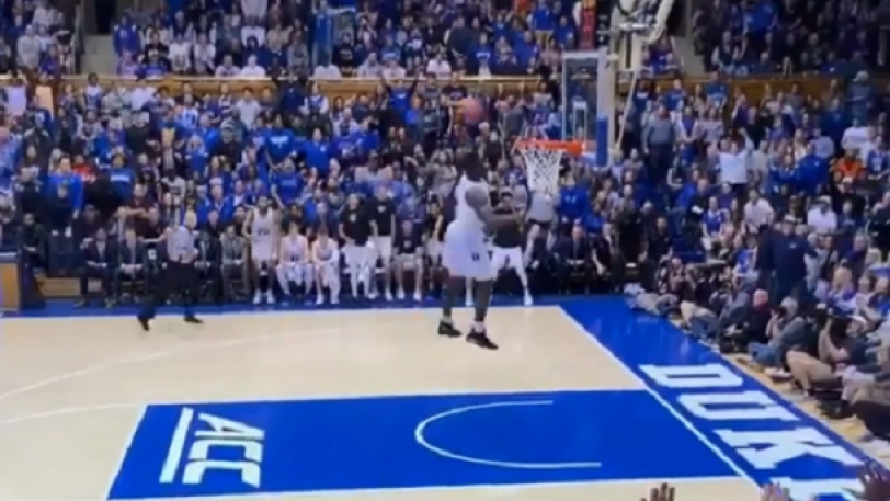 katapliktiko-karfoma-360-o-zion-ouiliamson-vid