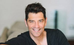 sakis-rouvas-o-nikos-terzis-tou-apagoreyei-na-ermineyei-ta-tragoydia-tou-meta-tis-diloseis-gia-ton-lignadi