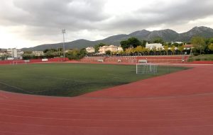 podosfairiki-ekdilosi-tin-paraskevi-25-iouniou-sto-stadio-tou-erythroy-neas-makris